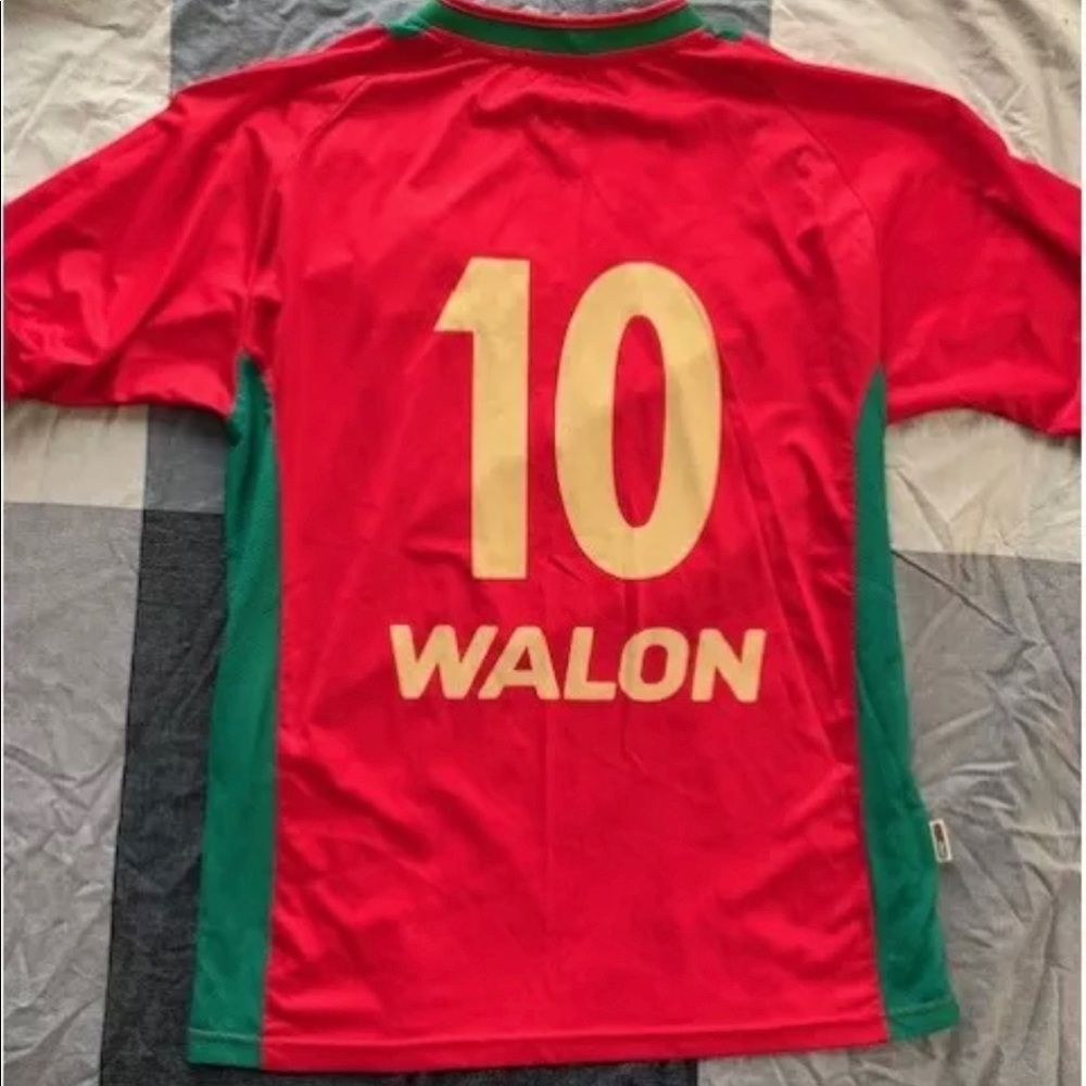 Walon Portuguese team soccer jersey #10 large